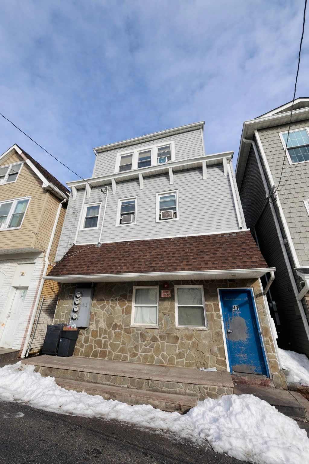41 Cedar St – photo 1