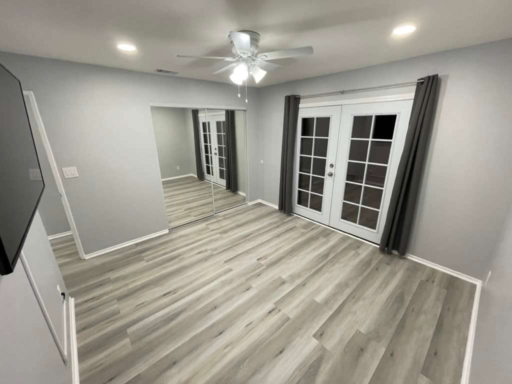 469 W 2nd St – photo 1 of 10