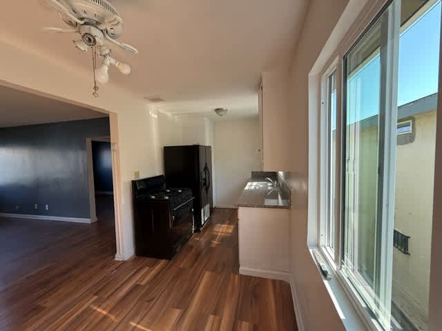 1382 Exposition Boulevard – photo 1