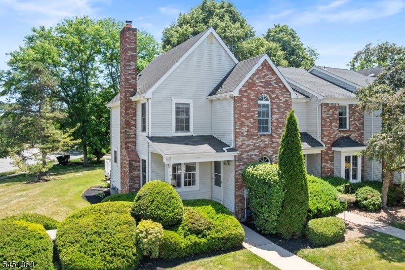 42 Shire Ct – photo 1