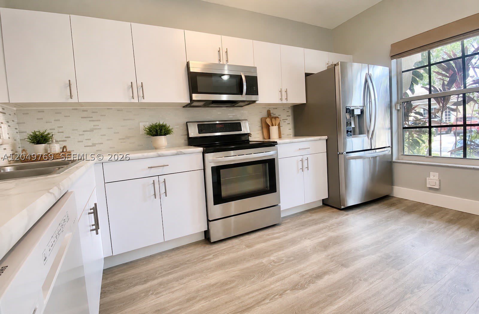 340 SW 121st Ter – photo 1