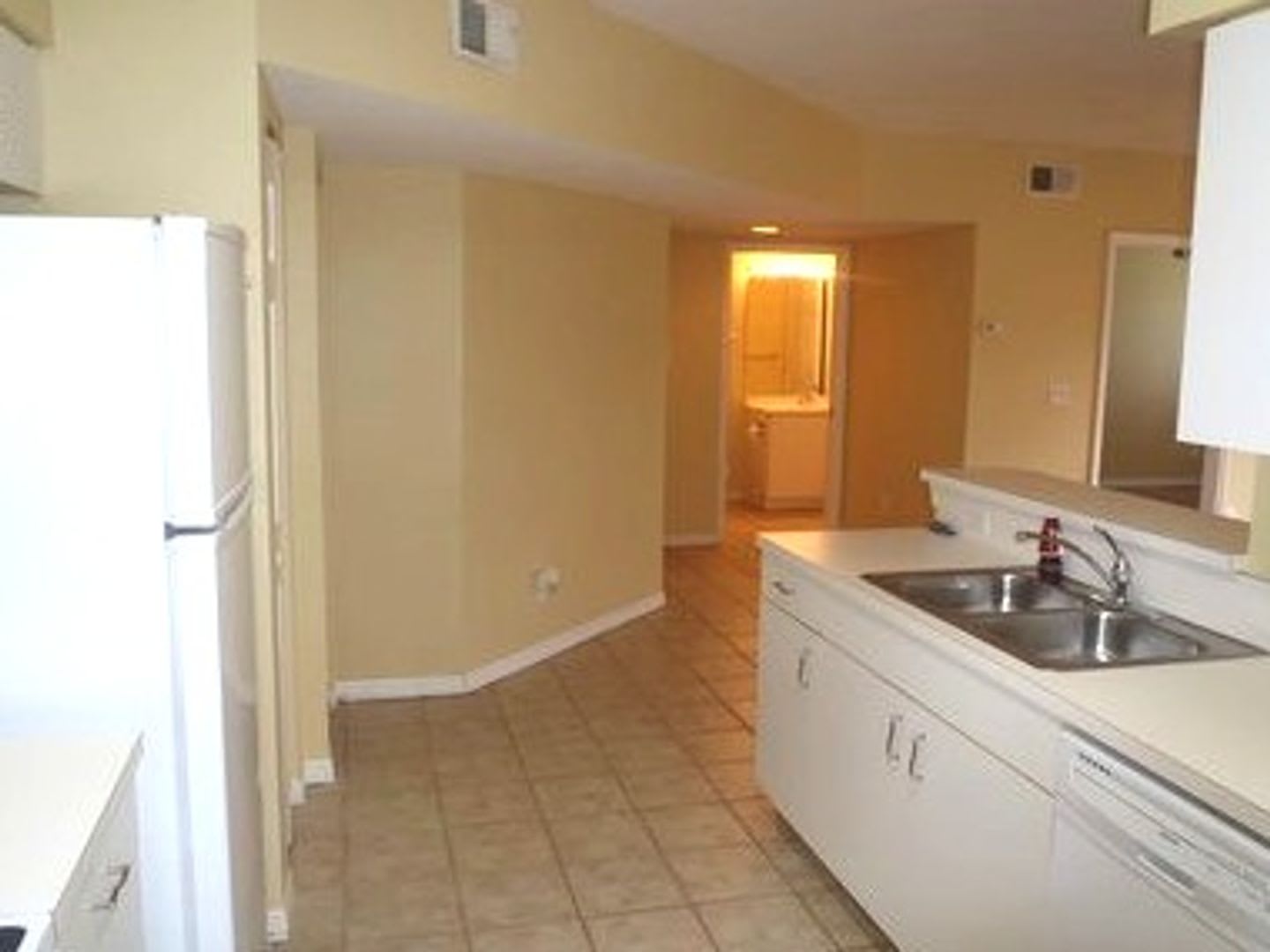 Very well-maintained 2-bedroom, 2-bath, 1st floor home in Bonita Springs – photo 1