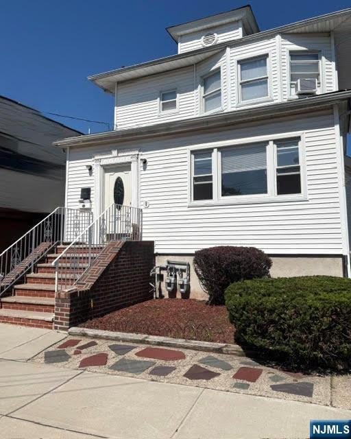271 Warren Street – photo 1