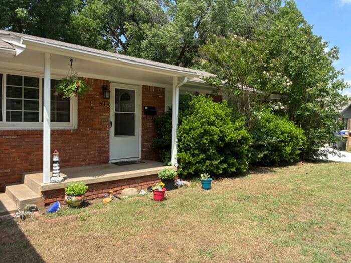 511 Manor Drive – photo 1