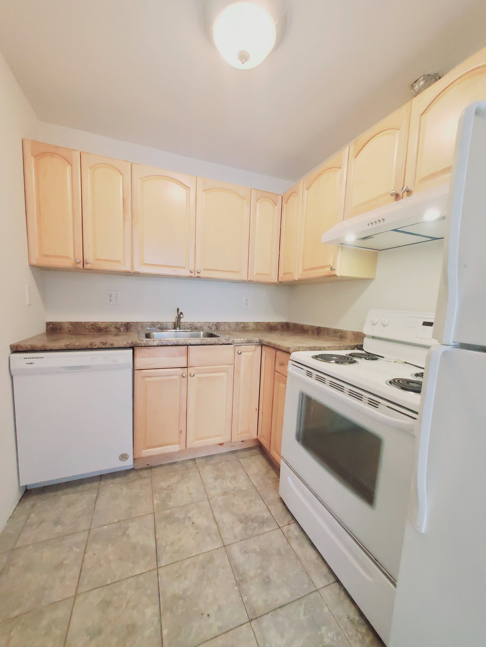 31 Stuart Avenue – photo 1
