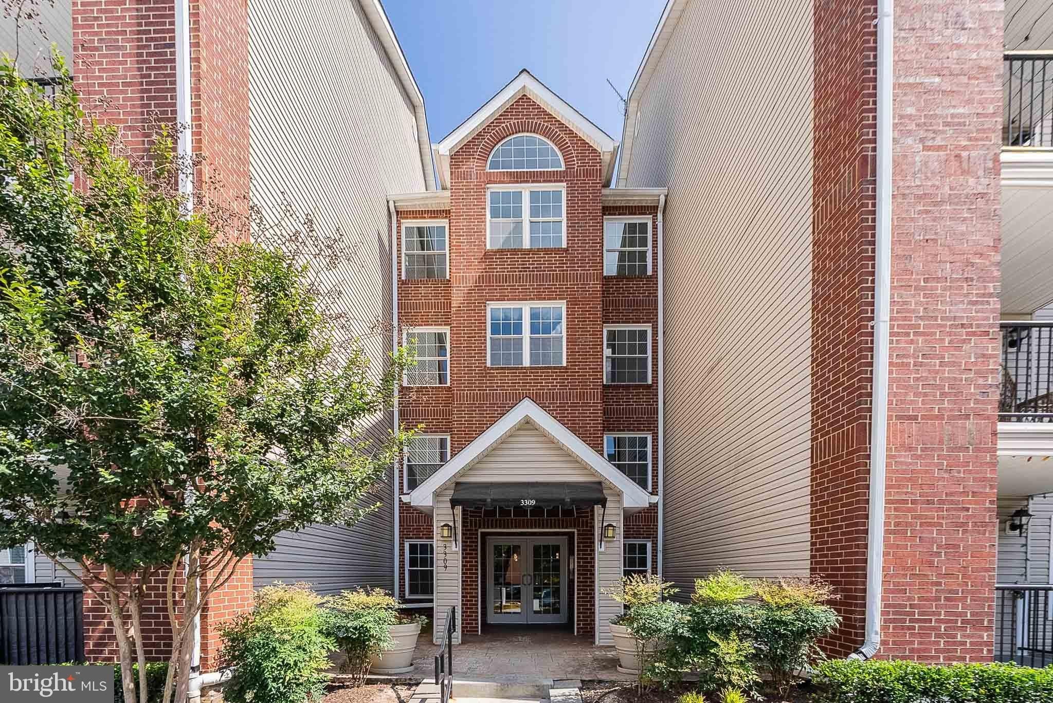 3309 WYNDHAM Circle – photo 1
