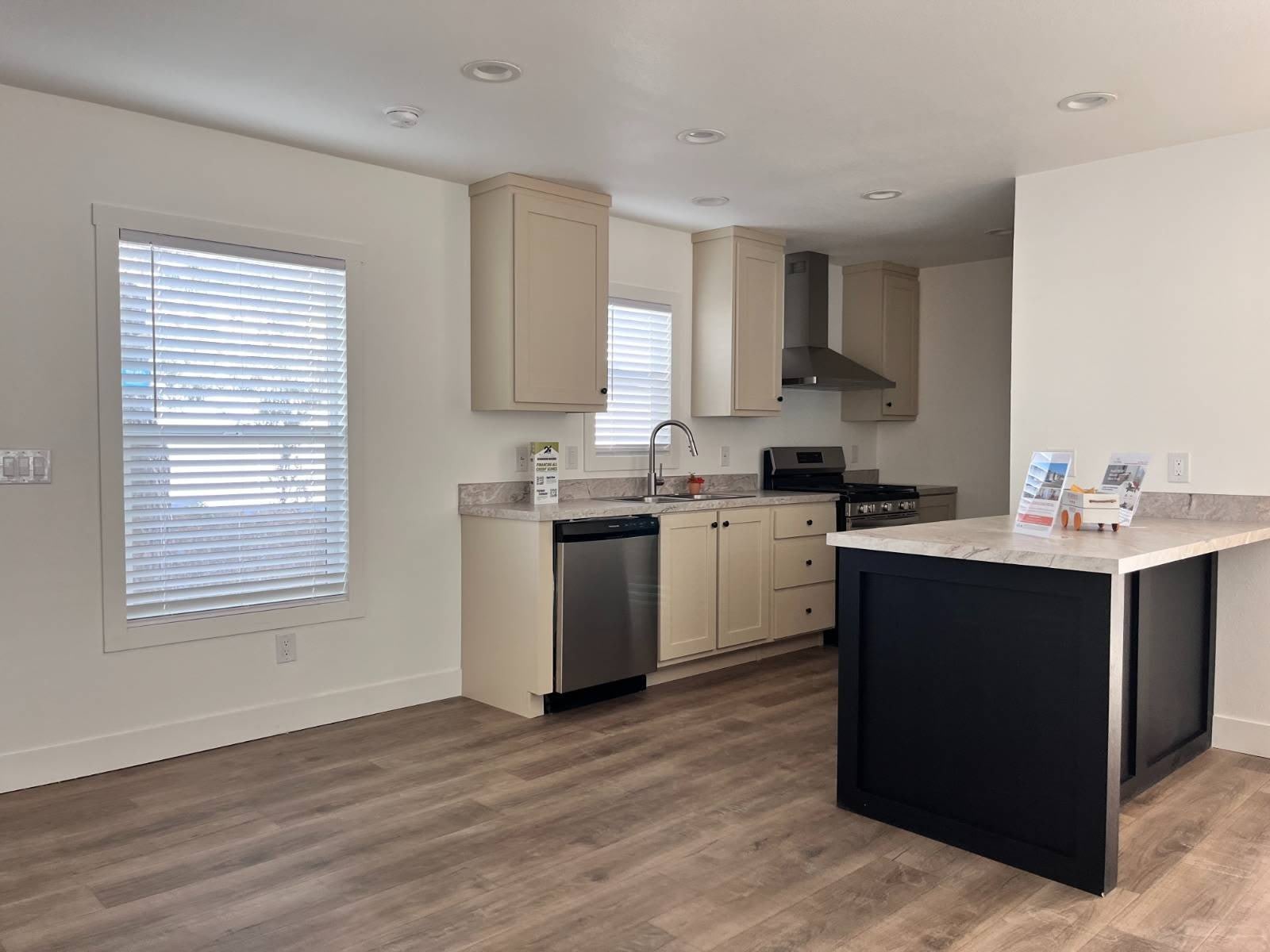 1431 N French St – photo 1