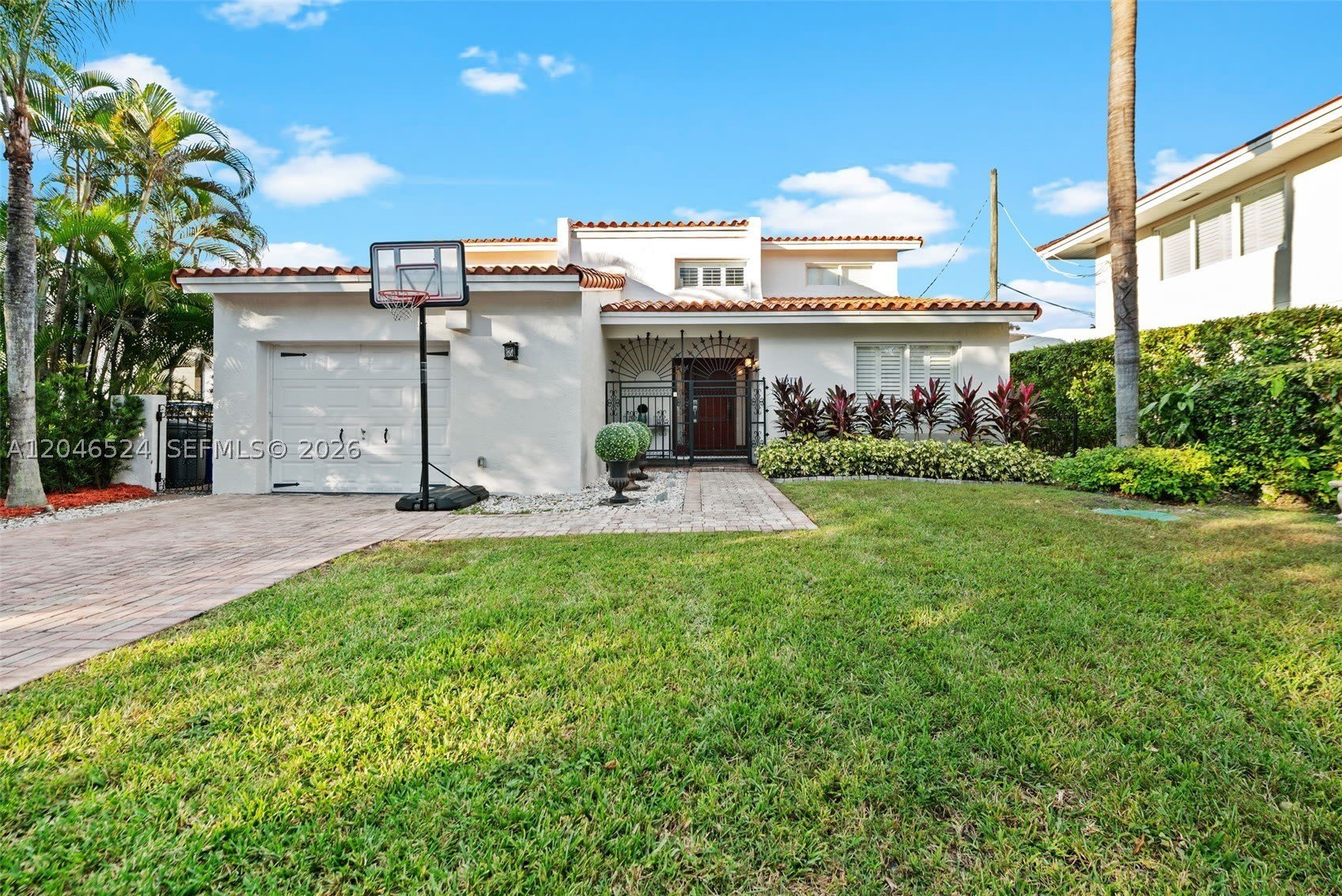 1211 Algeria Ave – photo 1