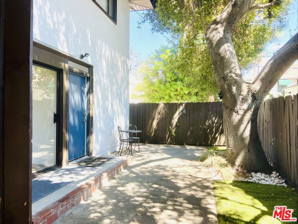 532 EL DORADO St – photo 1