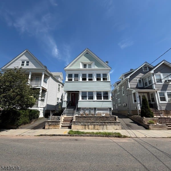 96 Tappan Ave – photo 1