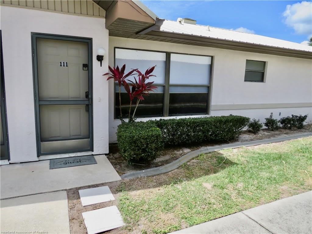 111 E Villaway Road – photo 1