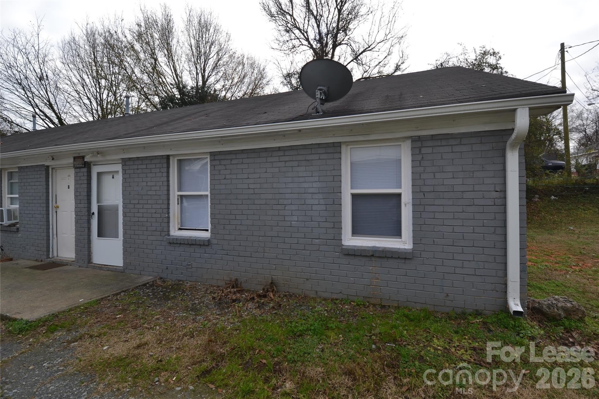 1009 Plymouth Street – photo 1