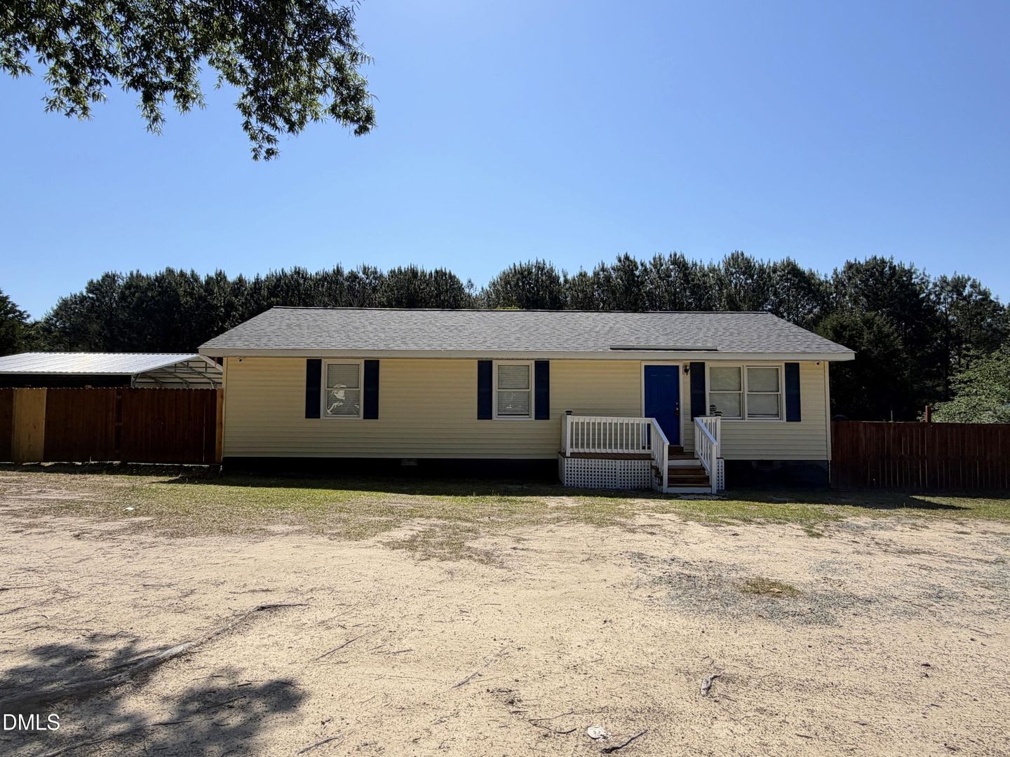 600 Manns Chapel Rd – photo 1 of 15