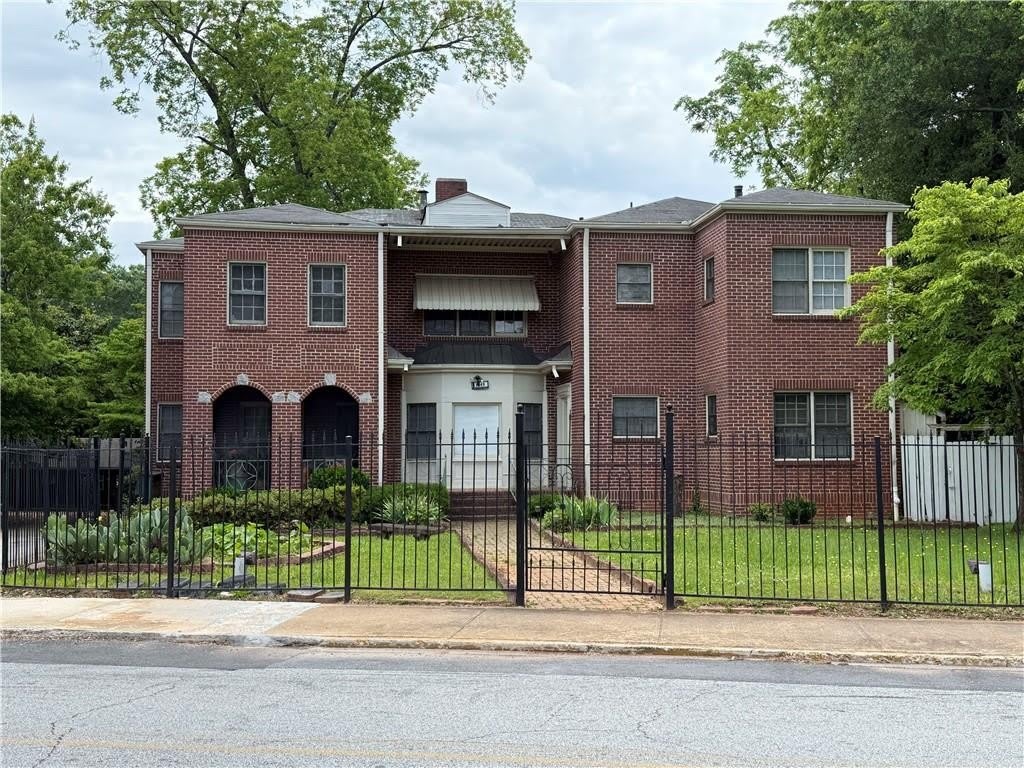 3548 E Main Street – photo 1 of 12