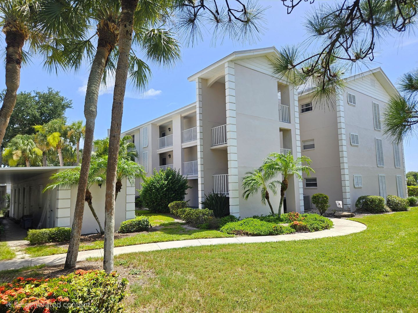Gorgeous Seasonal Short Term 2 Bedroom 2 Bathroom 2Nd Floor Condo With Golf Transfer At Farmington Vistas – photo 1