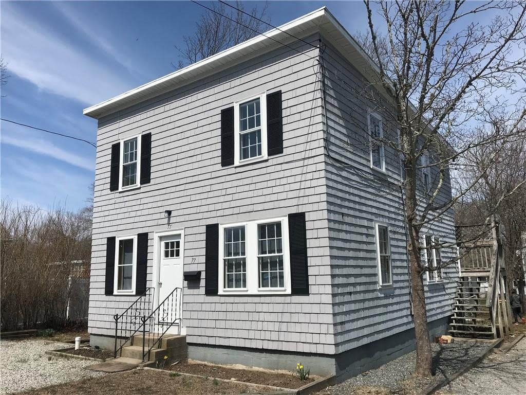 77 Narragansett Avenue – photo 1 of 10