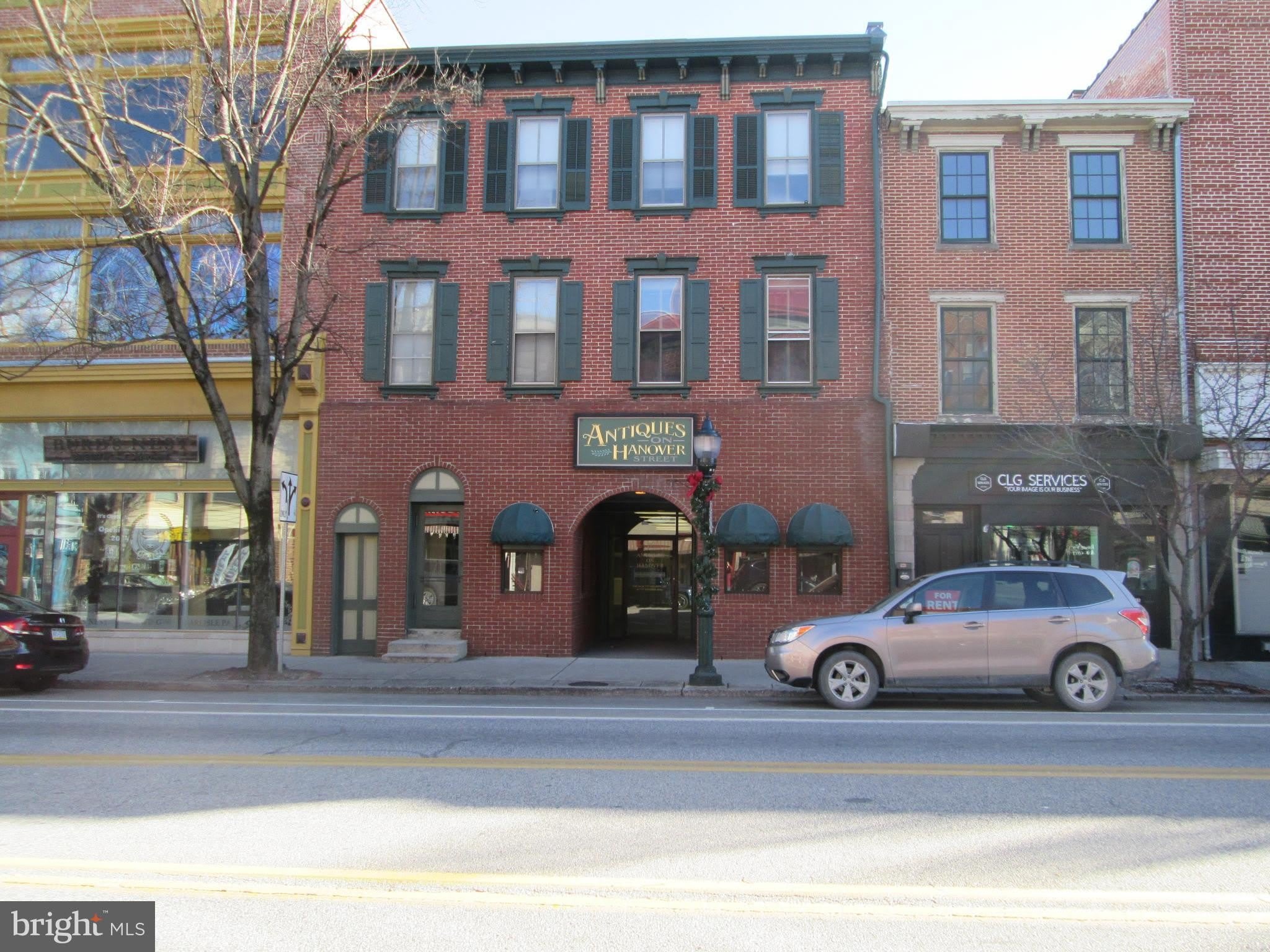 17 N HANOVER Street – photo 1 of 12