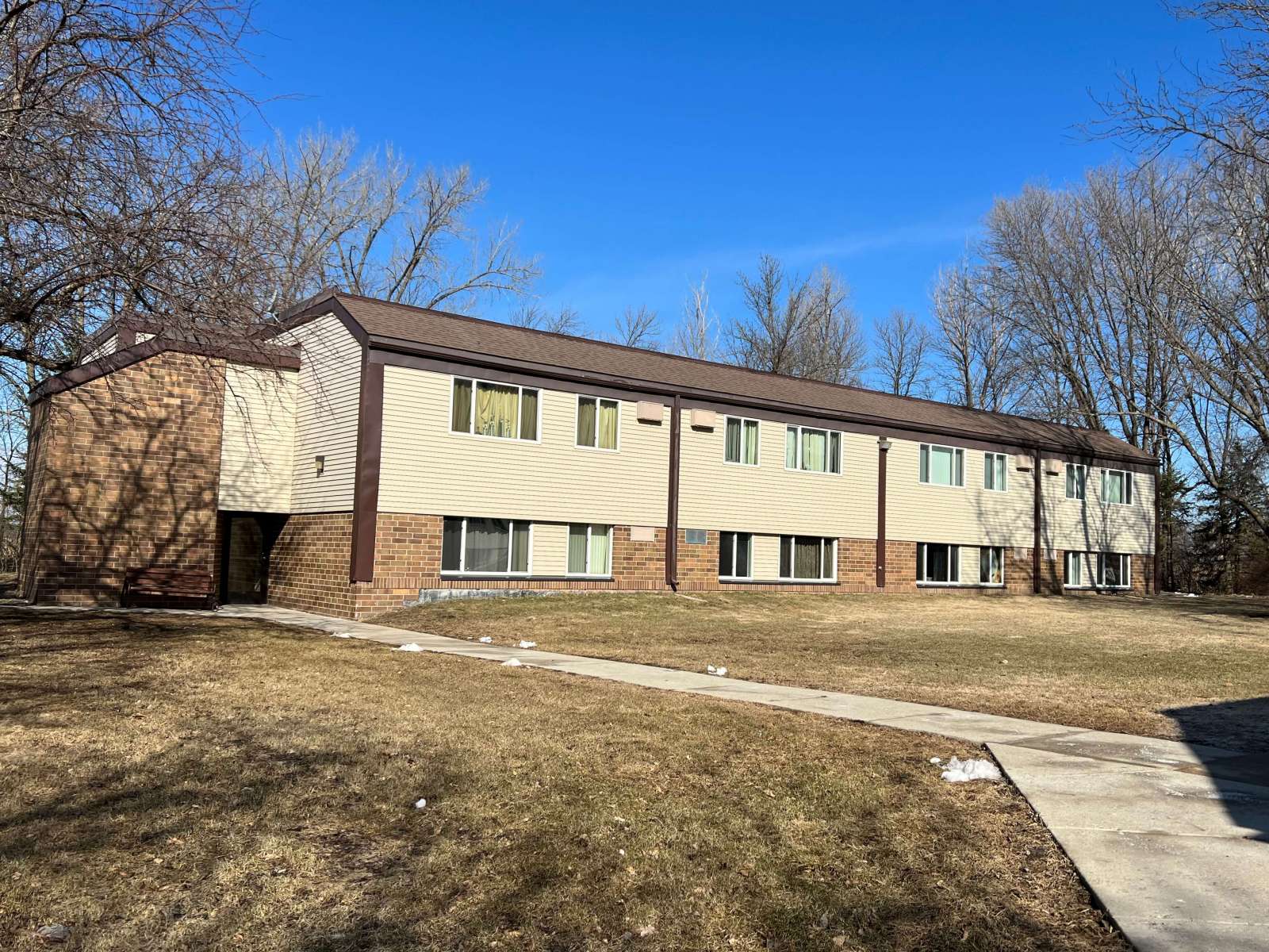 Westcourt – photo 1 of 14