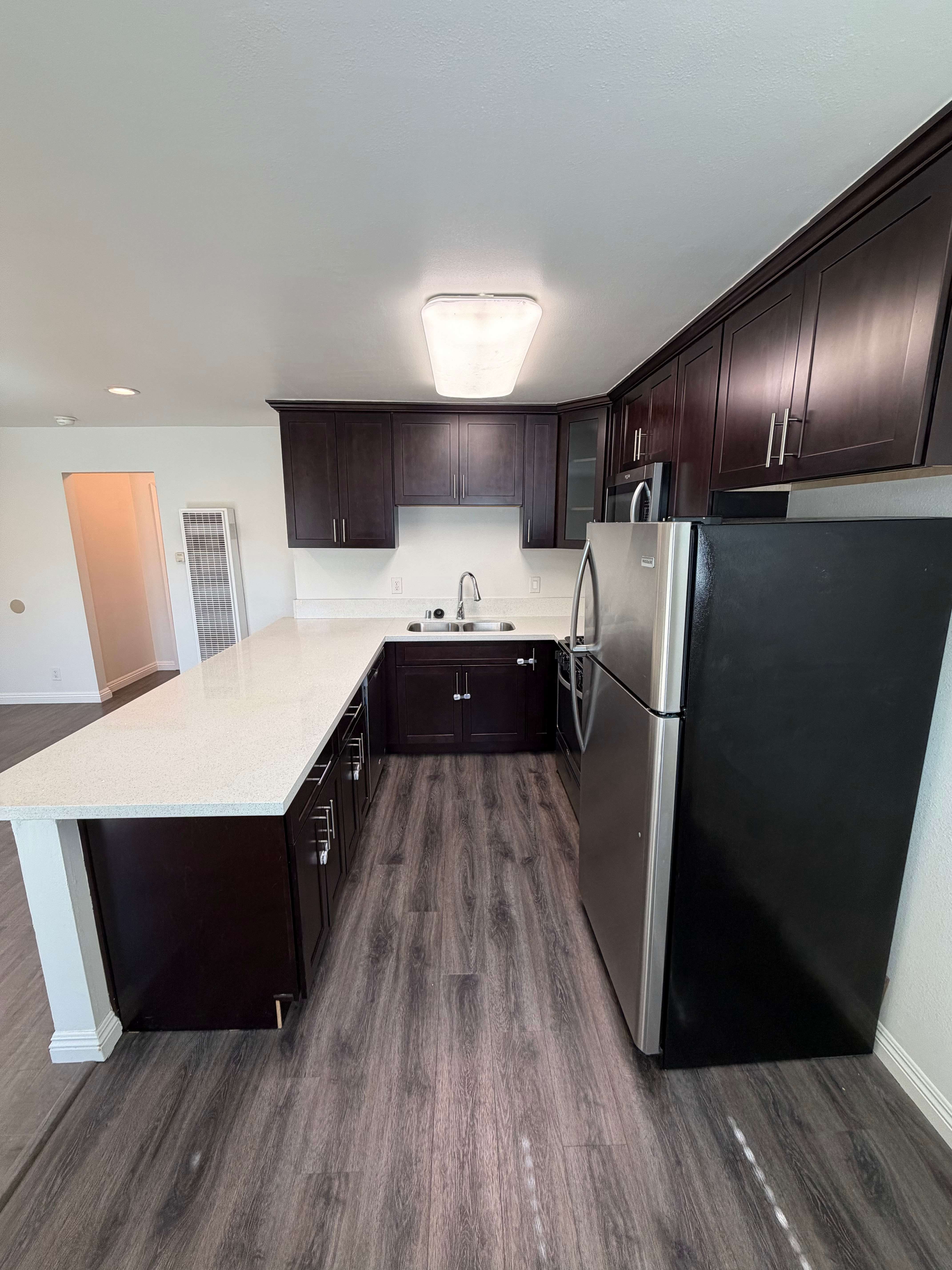 278 E Washington Blvd – photo 1