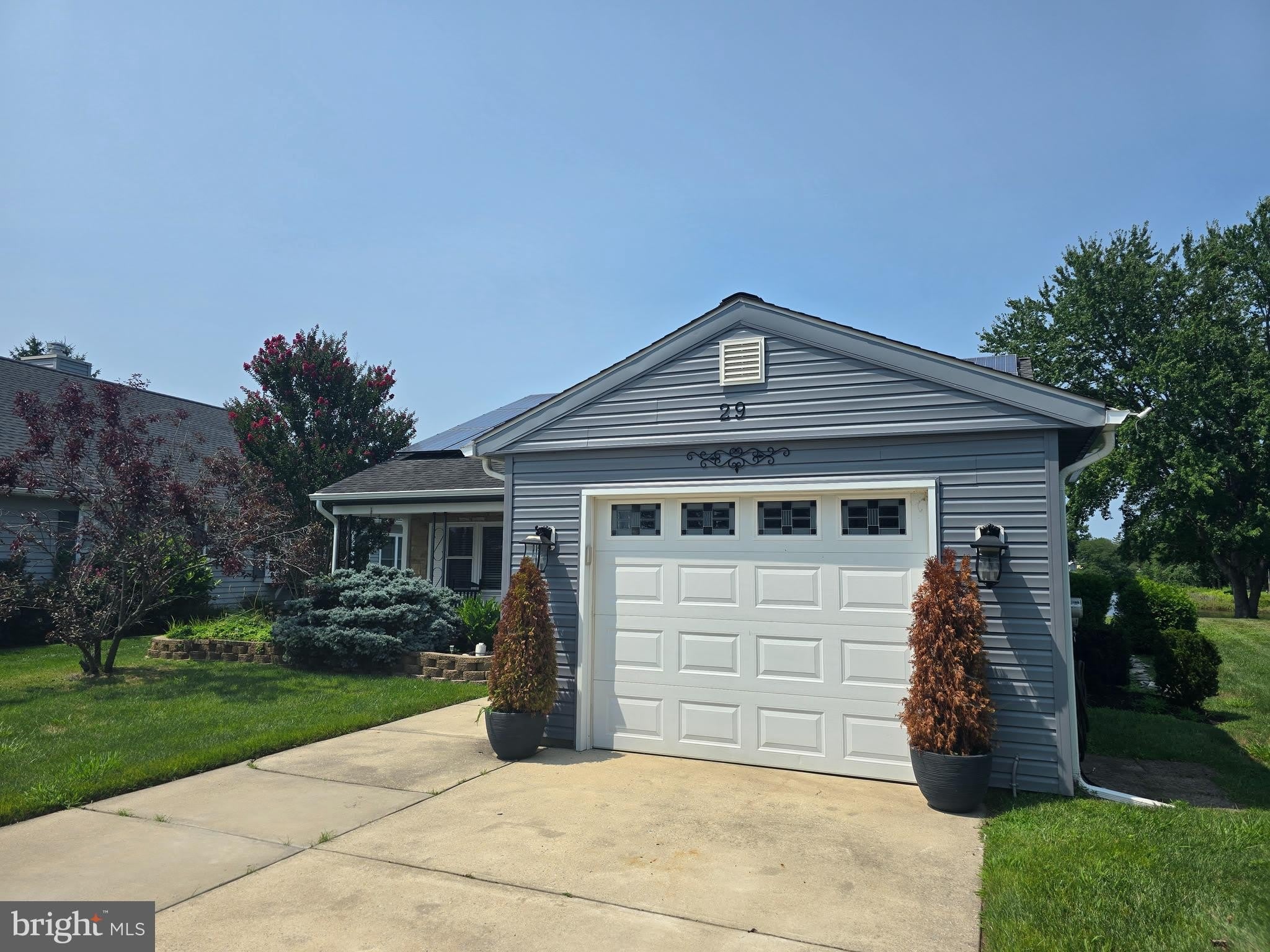 29 MARLBOROUGH Drive – photo 1 of 28