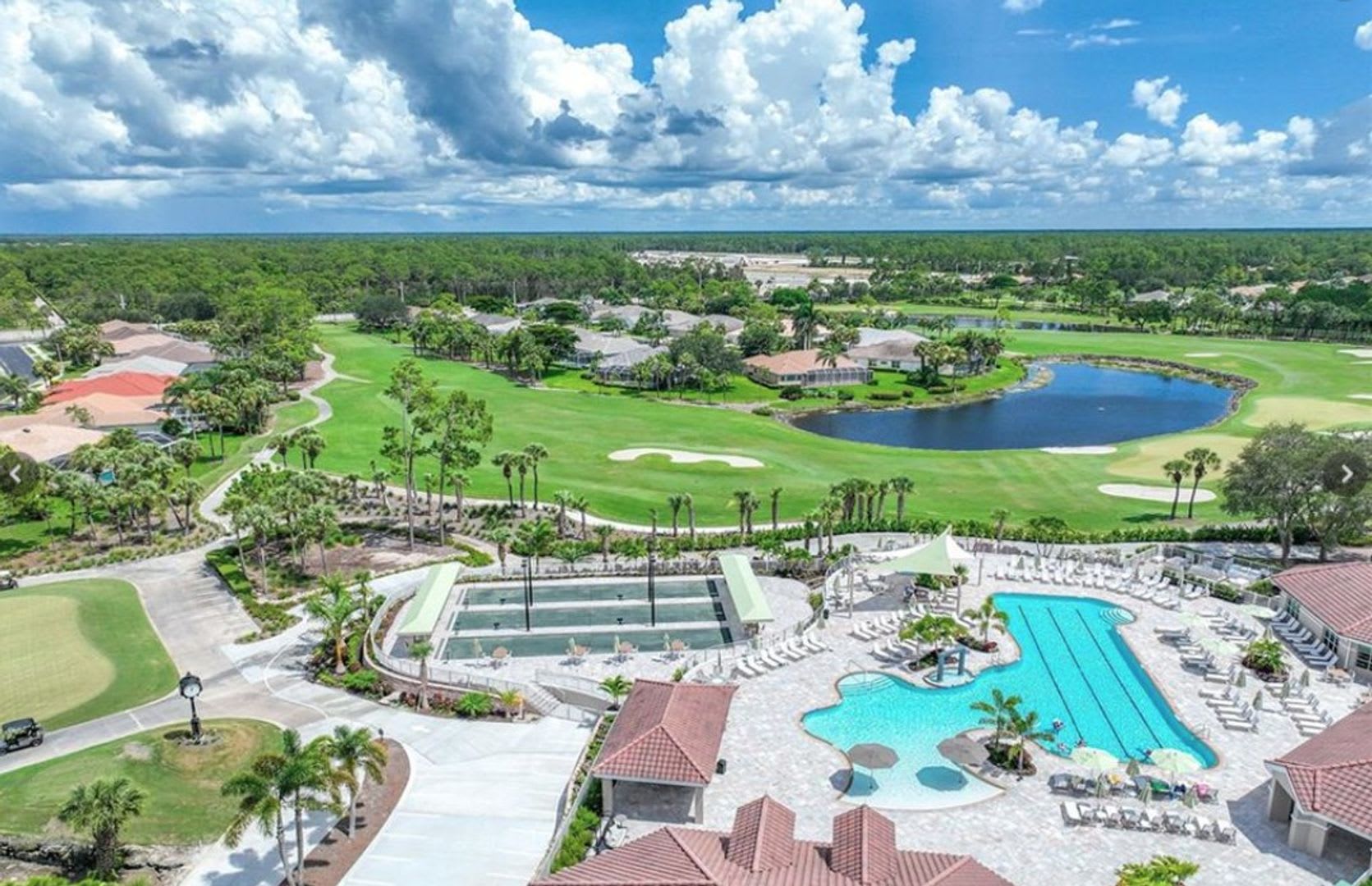 Golf Enthusiasts Prestigious Vanderbilt Country Club Beautiful 3 Bed 2 Bath Condo With Optional Golf Transfer For Those Golfers – photo 1