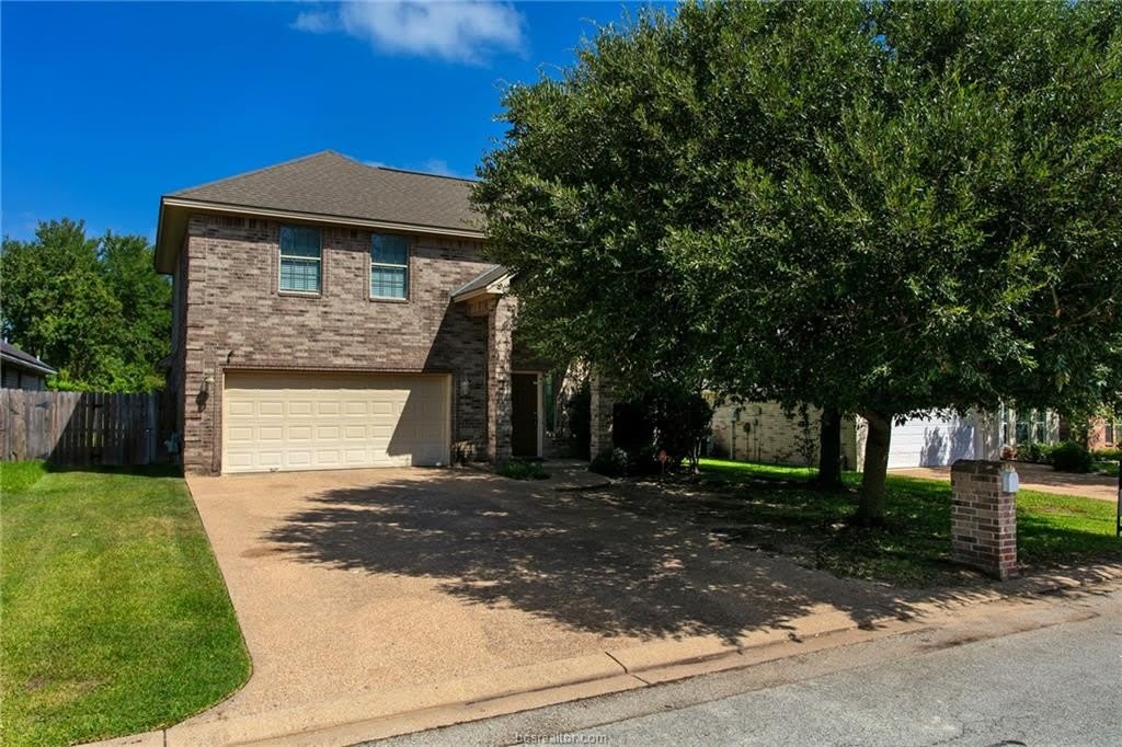 2212 Brougham Place – photo 1