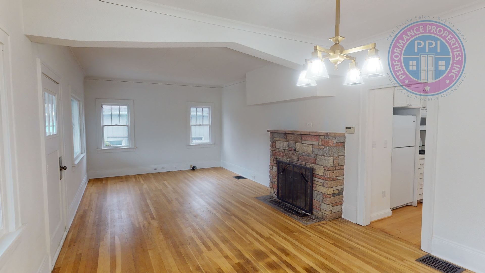 Coveted Old Town Lake Oswego Craftsman – photo 1