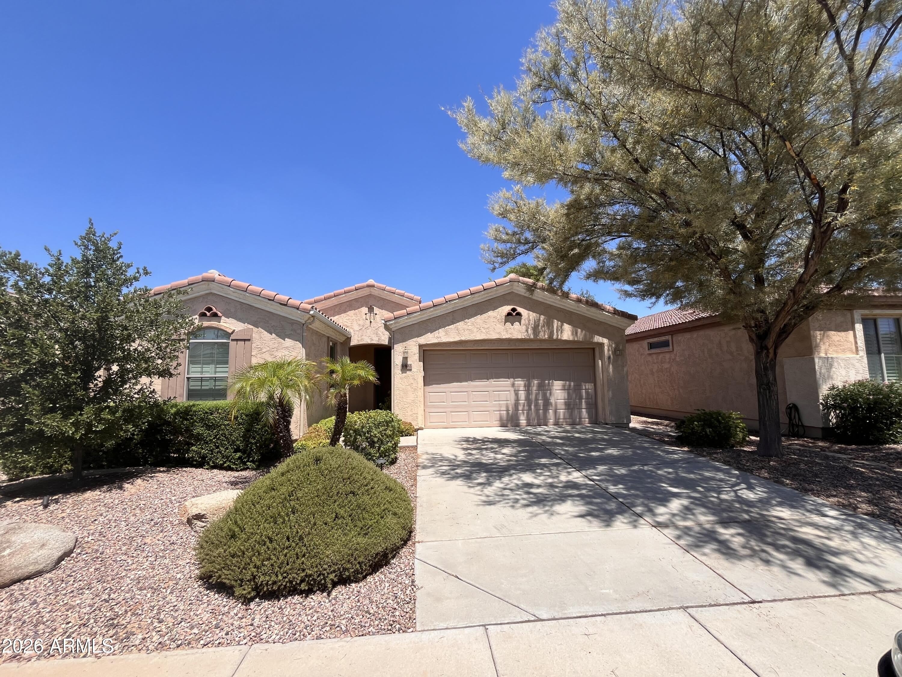 4502 E NARROWLEAF Drive – photo 1 of 48