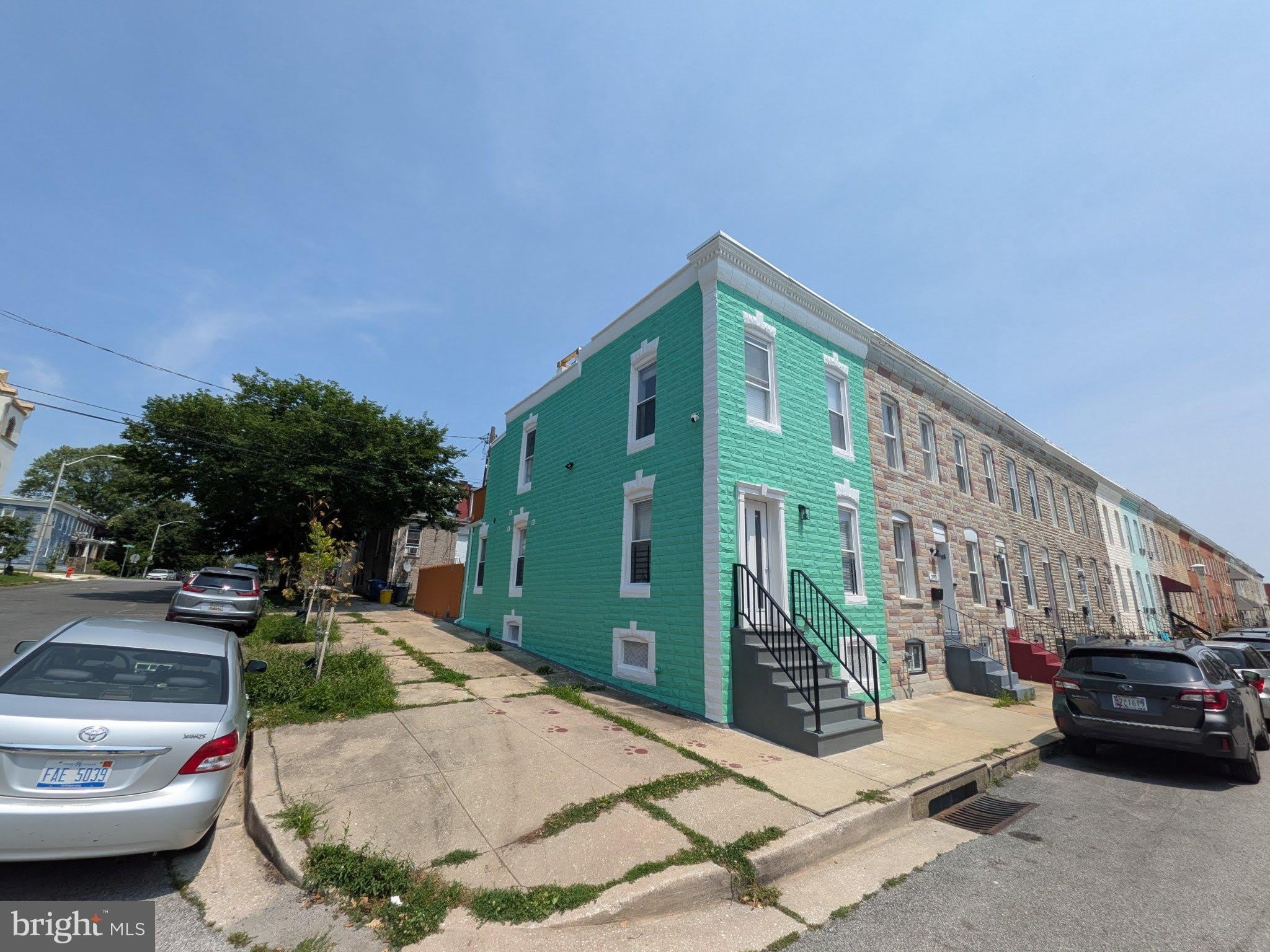 2953 Miles Avenue – photo 1