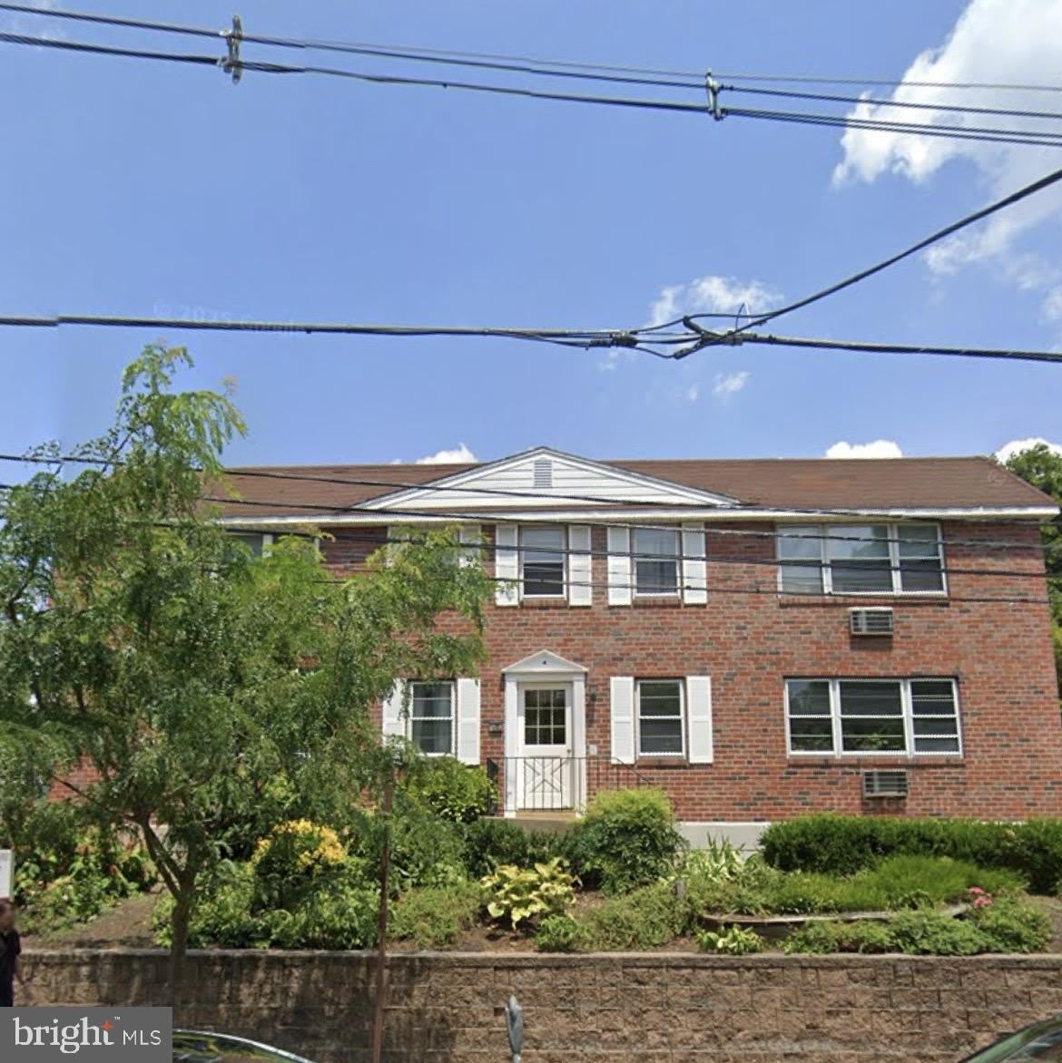 107 RUTGERS Avenue – photo 1 of 14