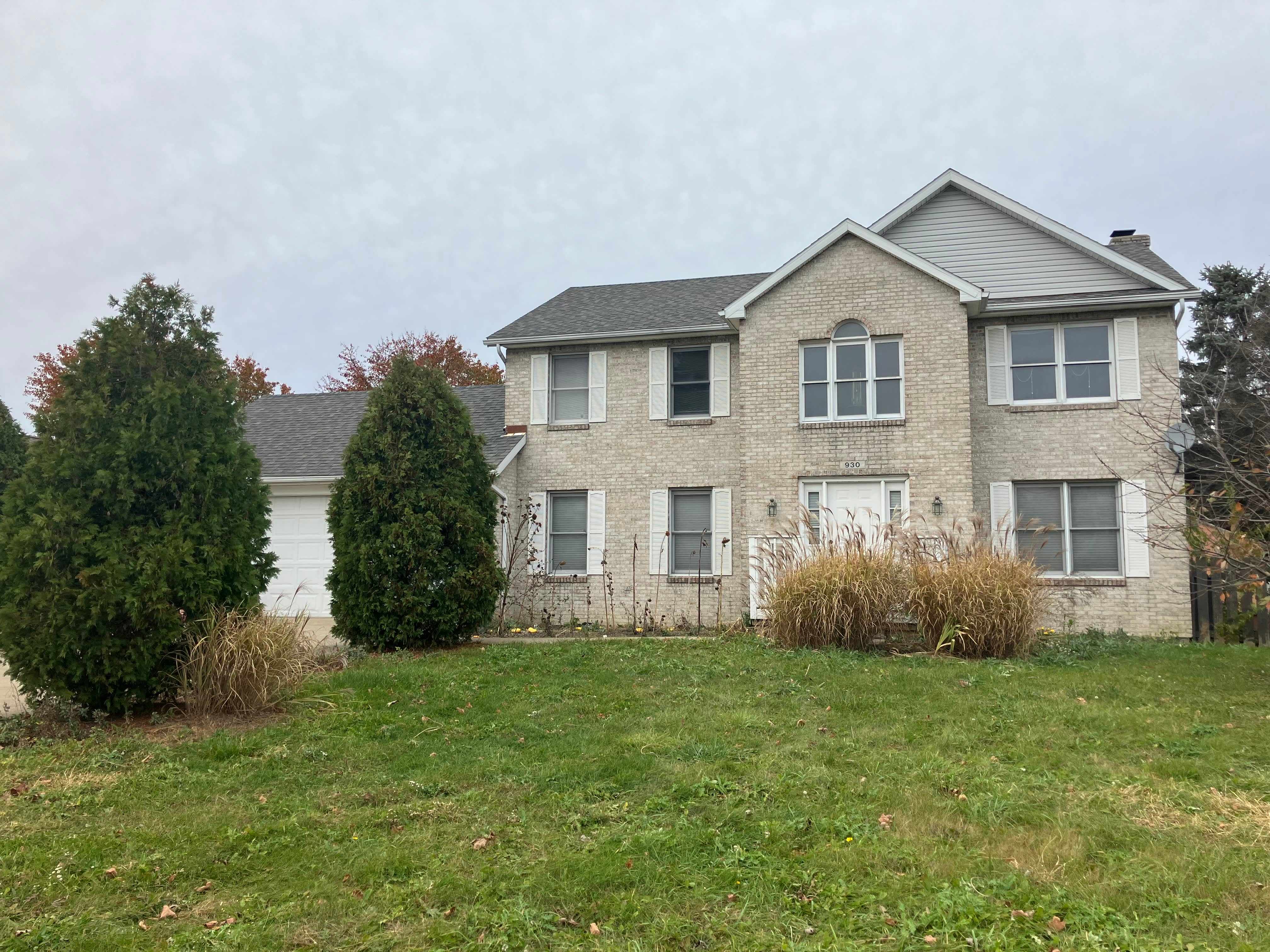 930 Barks Road East – photo 1 of 15