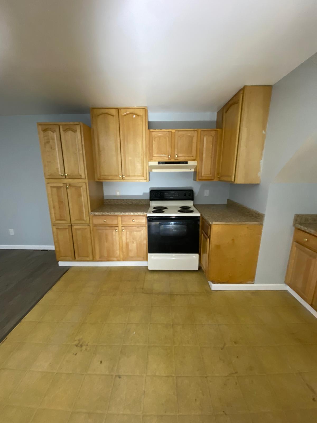 1140 Wolf Street – photo 1