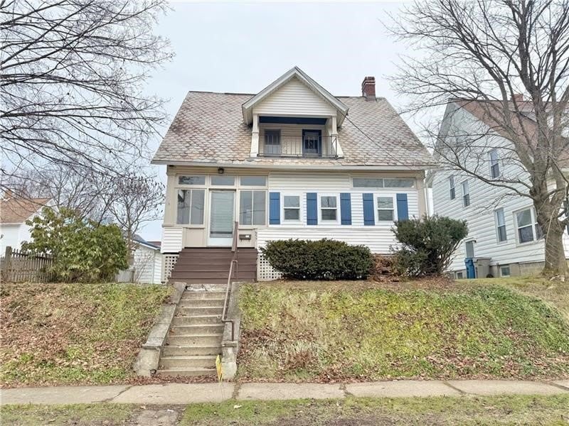 657 North St – photo 1 of 9