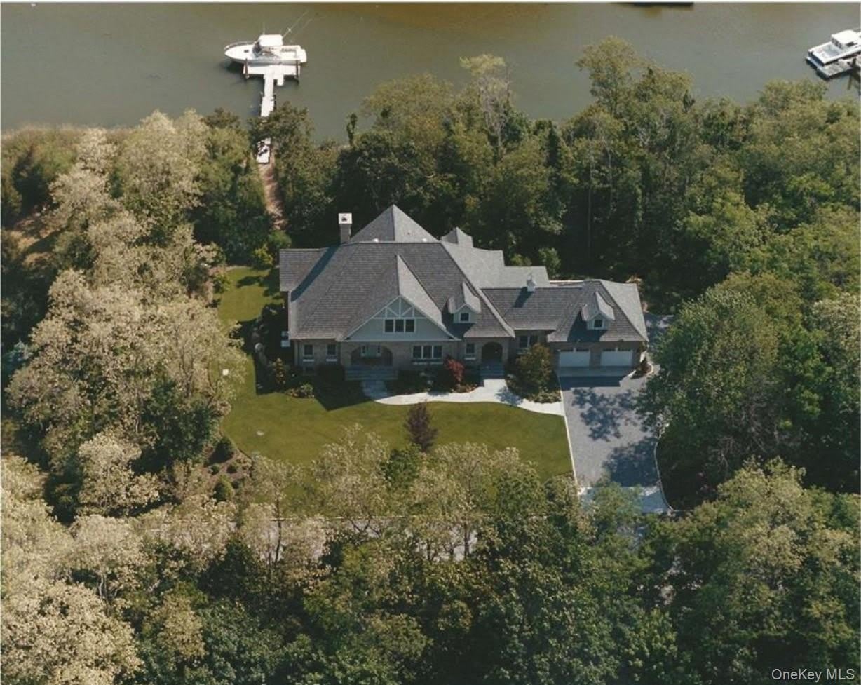 190 Jackson Landing – photo 1 of 19
