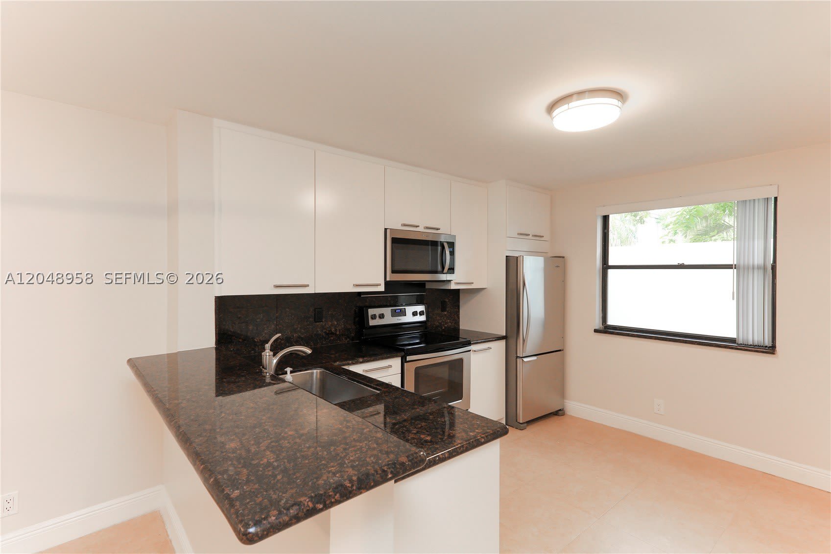 10125 W Sunrise Blvd – photo 1