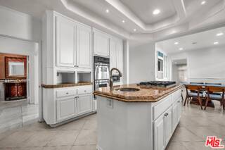 10810 Rochester Avenue – photo 1