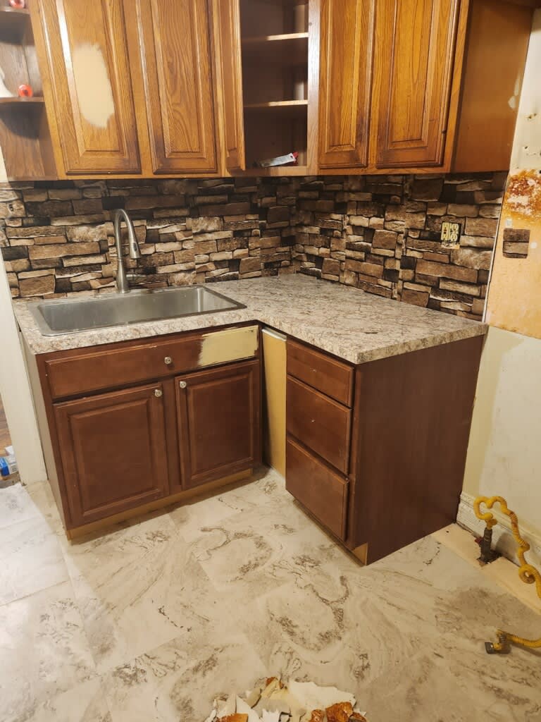 2727 Calvert Avenue – photo 1