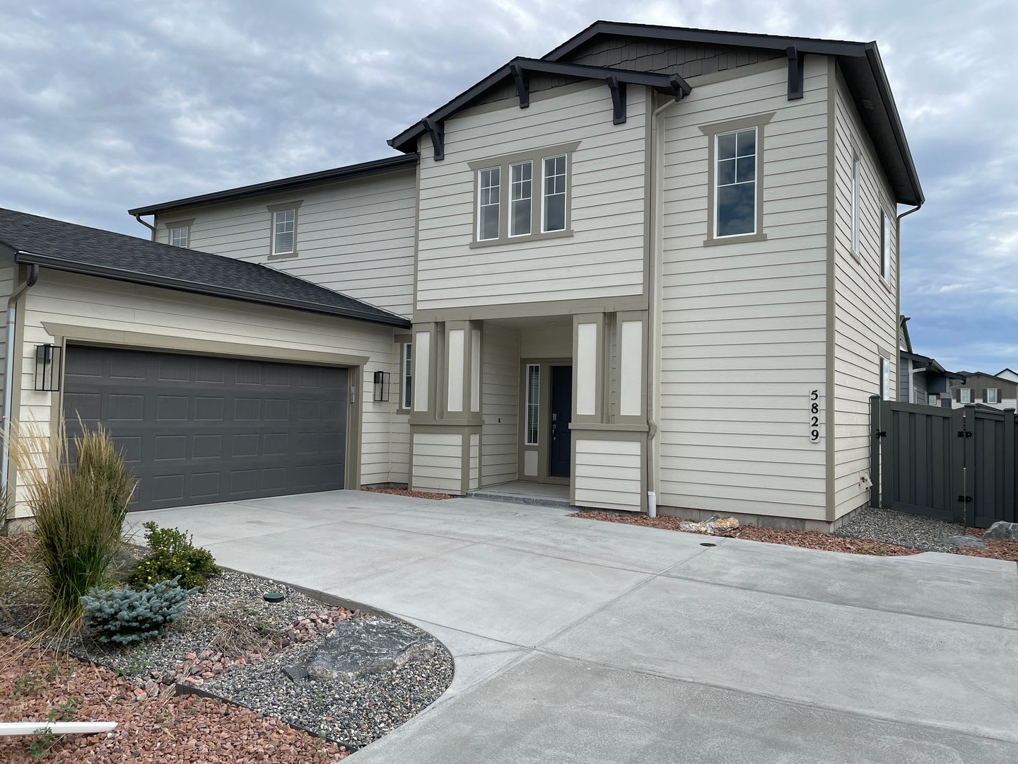 Newer, 3 Bedroom Pathway Home – photo 1