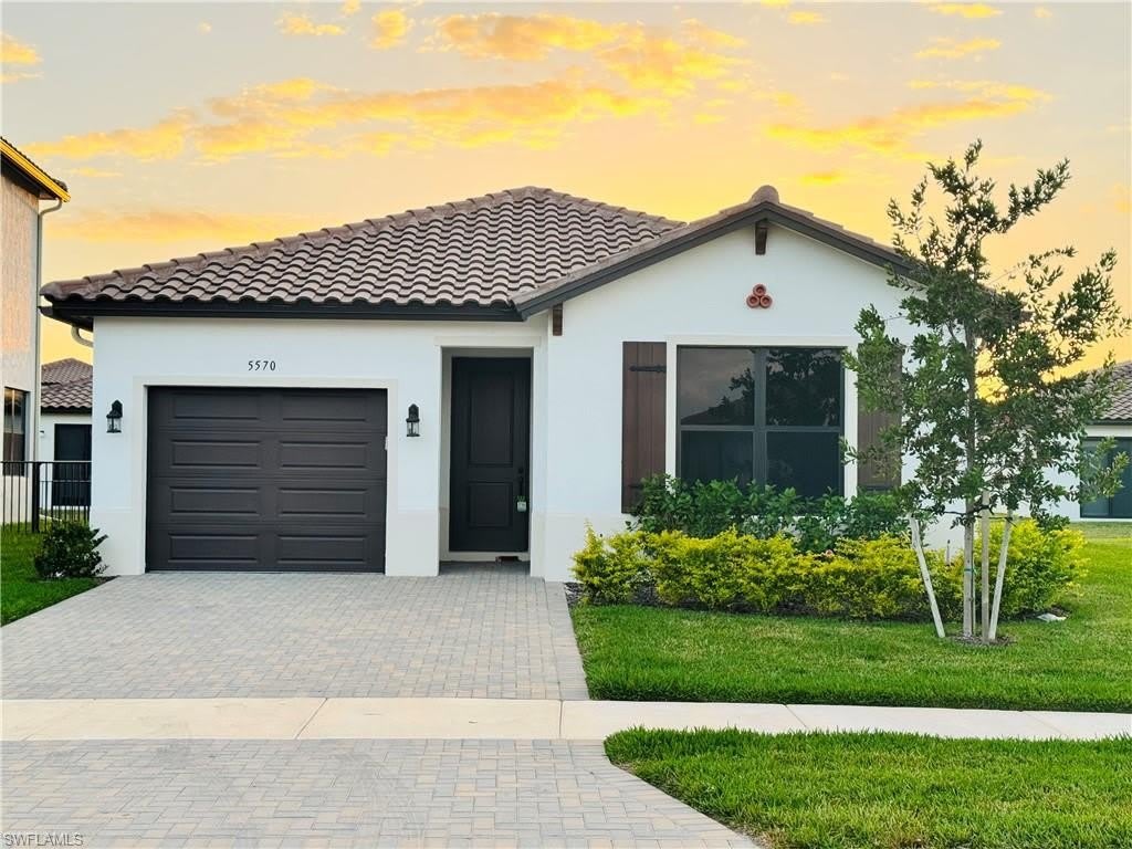 5570 Cassidy Ln – photo 1