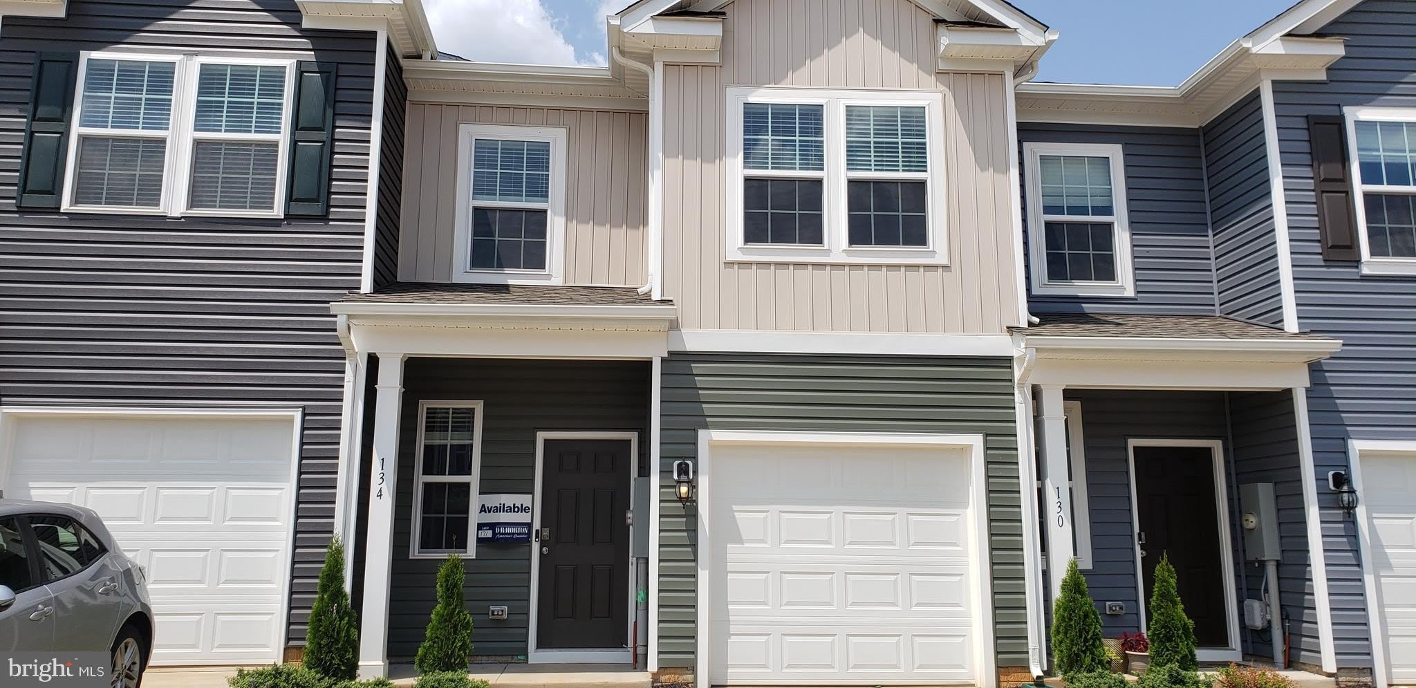186 CATERPILLAR Drive – photo 1 of 30