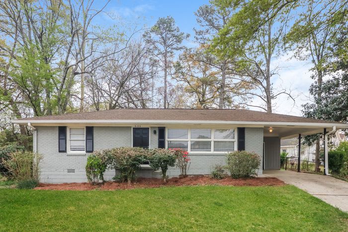 933 Clay Road Southwest – photo 1