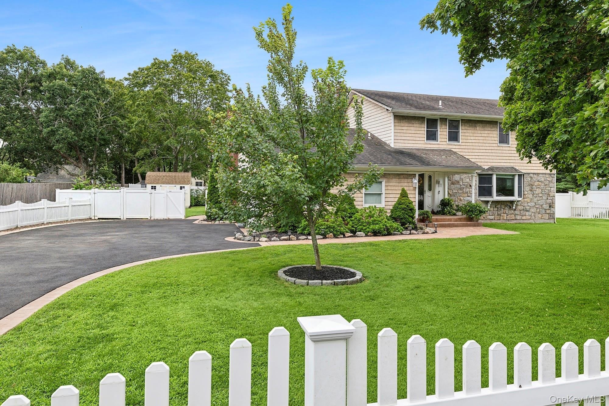 48 Fanning Avenue – photo 1