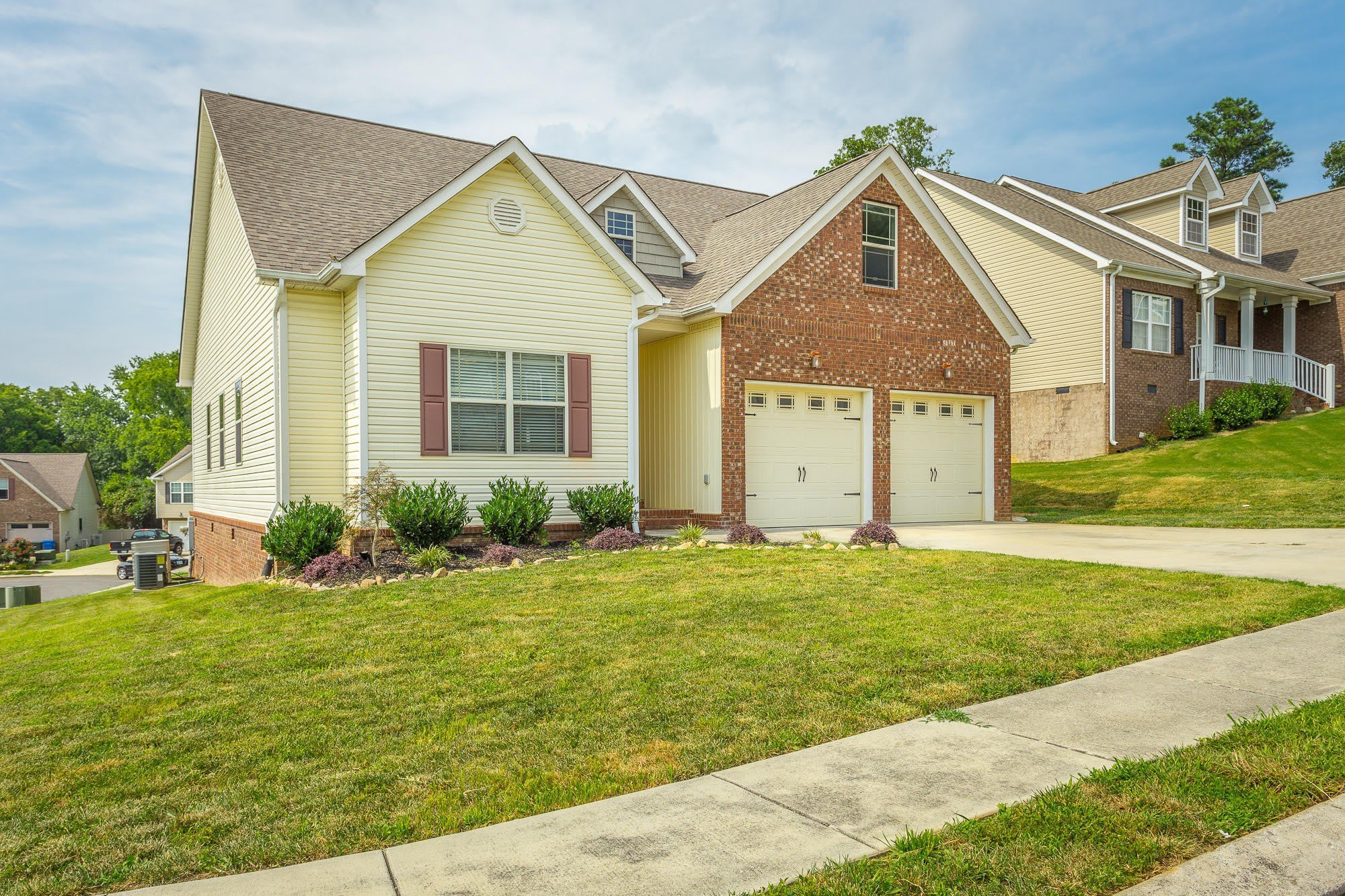 878 Windrush Loop – photo 1