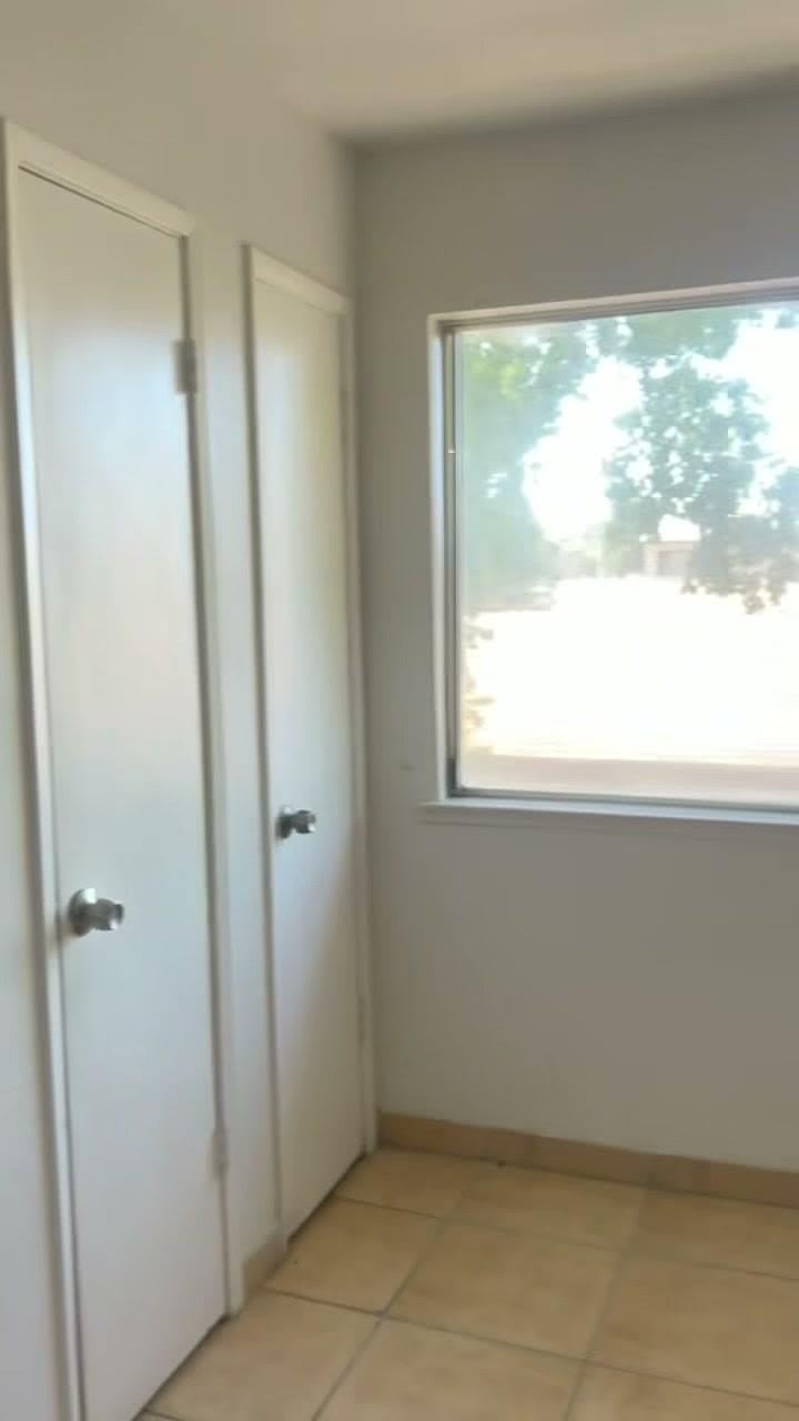 475 N Manila Avenue – photo 1 of 10