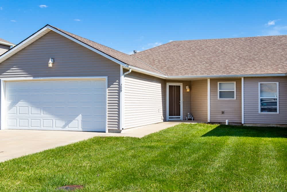 Hearthstone Crossing Duplexes – photo 1 of 146