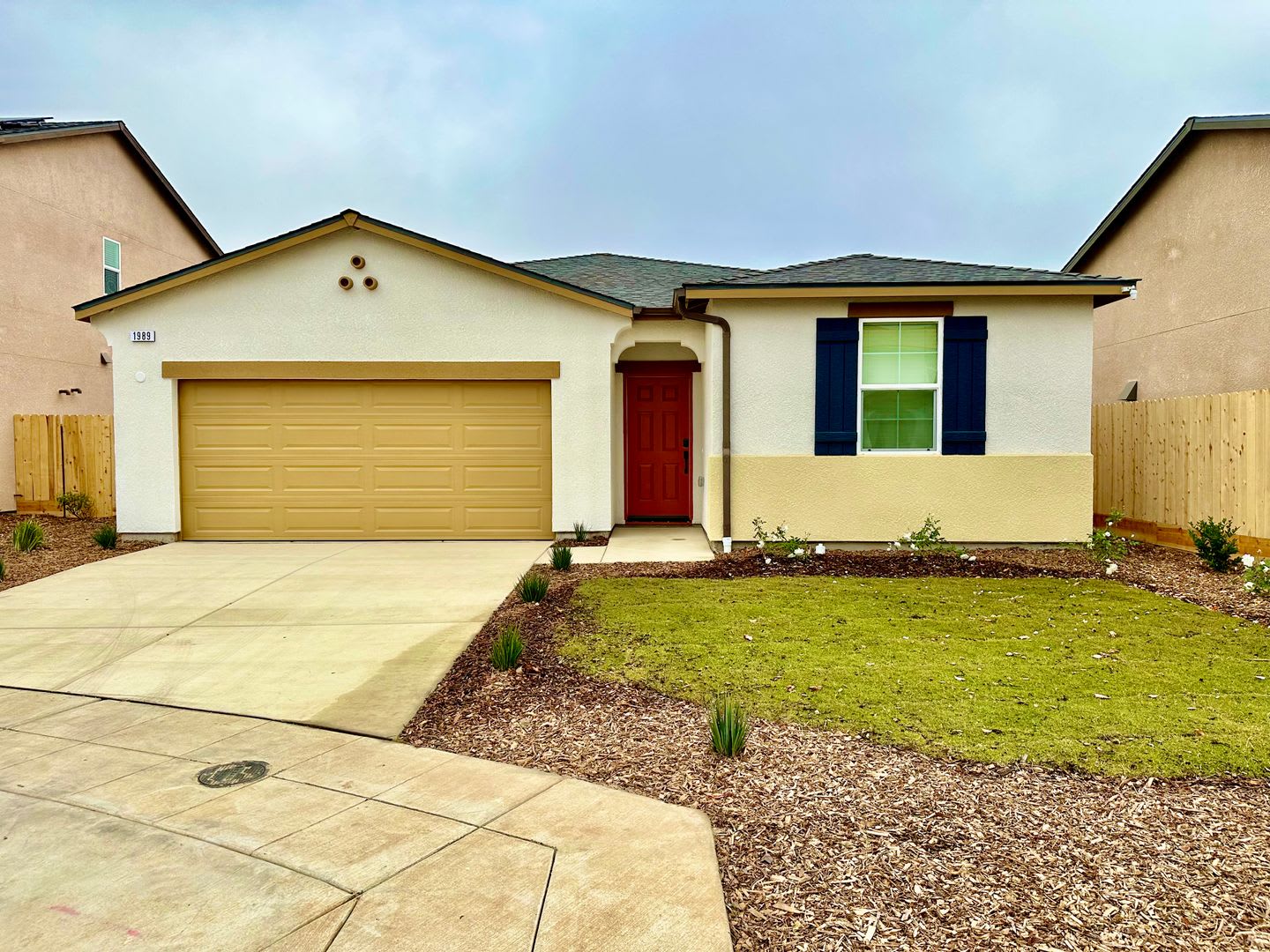 Newer 3 Bedroom 2 Bathroom Home Available Now – photo 1 of 44