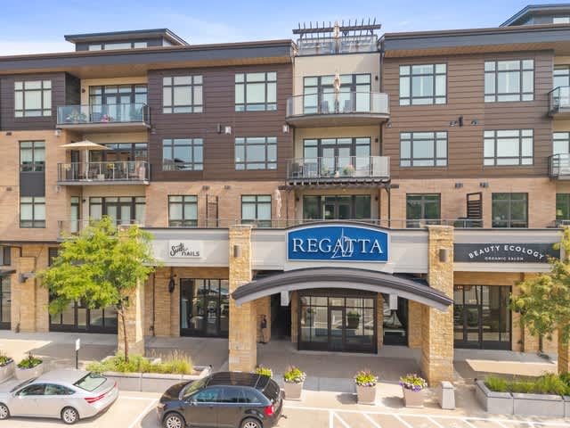 875 Lake St E # 310 – photo 1 of 24