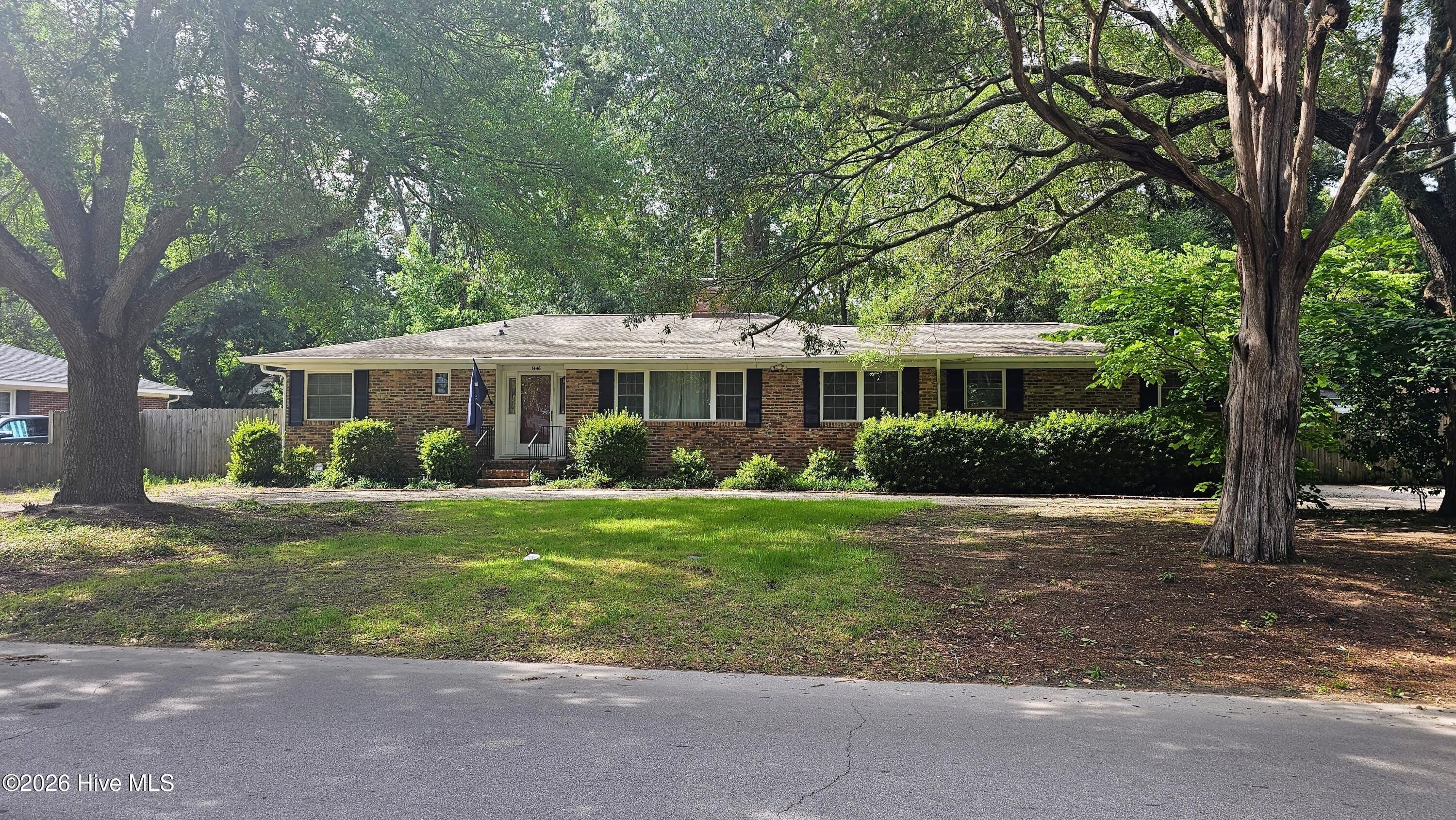 1446 SE Audubon Drive SE – photo 1 of 41