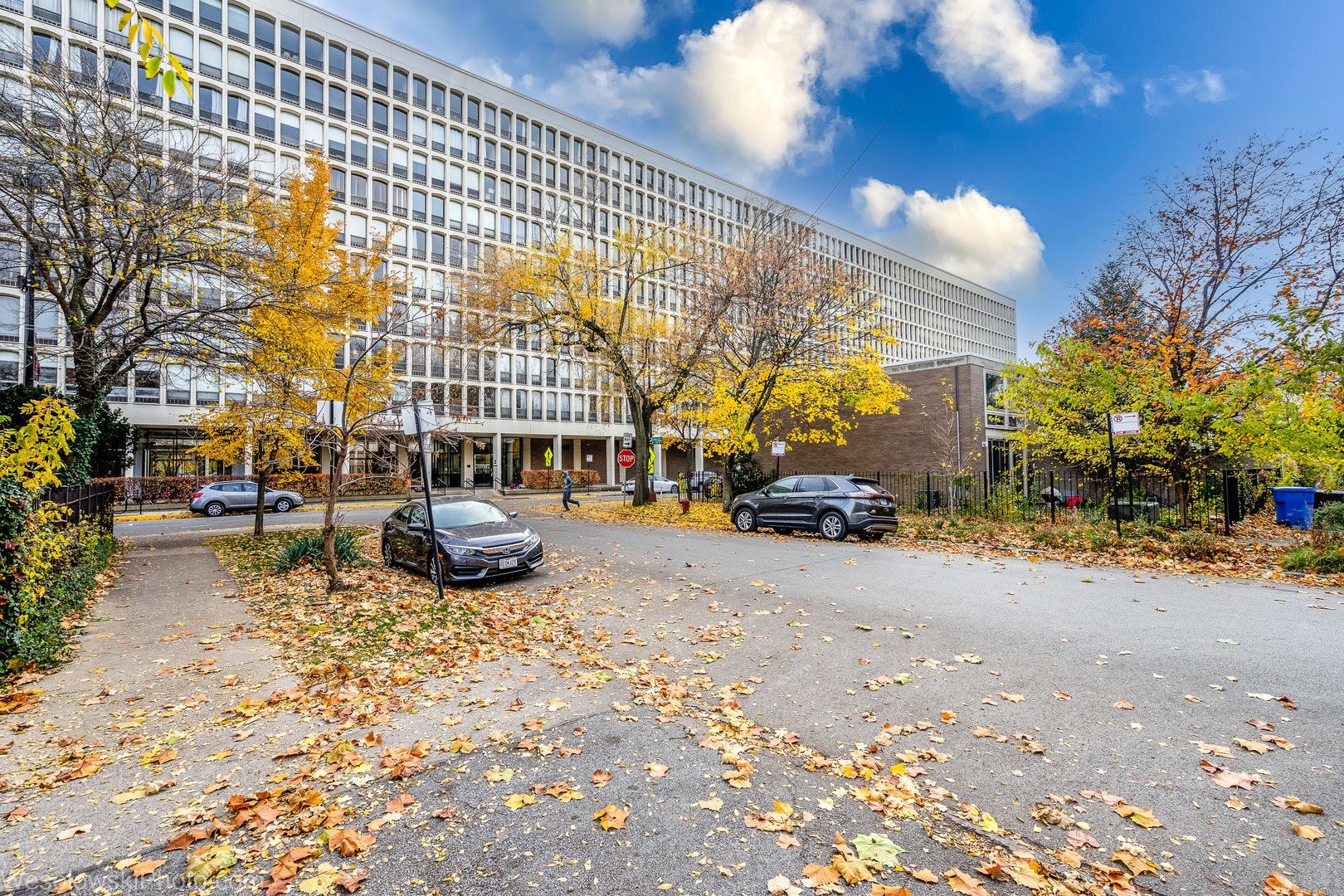 1401 E 55th Street – photo 1