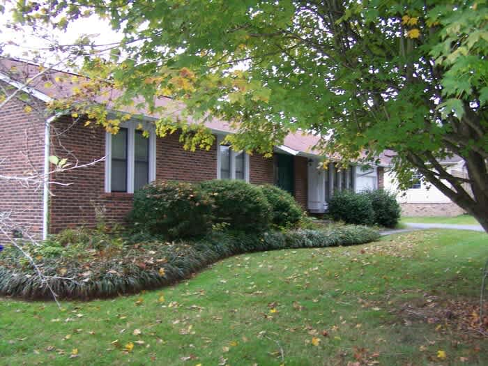 7225 Deville Way – photo 1 of 197